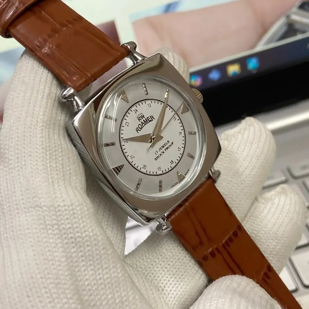 Vintage 1980 Roamer Manual Mens Silver Watch W/Leather Strap & Gray accents